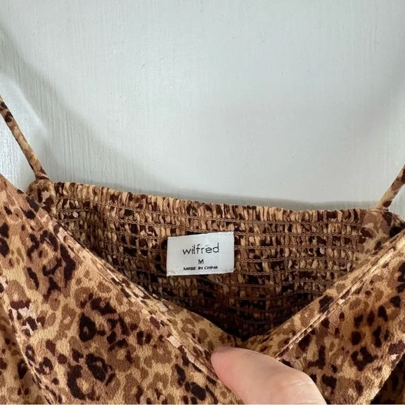 Aritzia Wilfred Penelope Leopard Print Tie Shoulder Smocked Back Camisole Tank - Picture 4 of 8